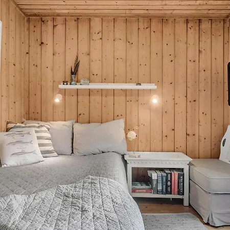 Awesome In With Wifi بيت للعطل *